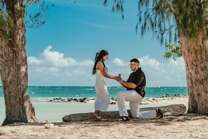 Get Engaged on Maui Beach with a Photographer - Unique Experience of a Private Maui Beach Proposal with a Photographer