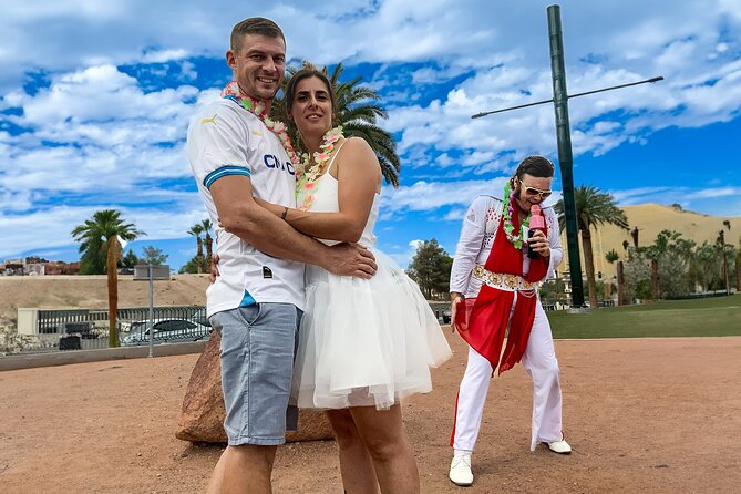 Get Married: Elvis Wedding + Las Vegas Sign + Photography - Legal vs. Non-Legal Ceremonies