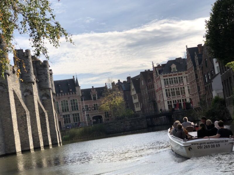 Ghent: 40-Minute Historical Boat Tour of City Center - Duration and Pacing of the Tour