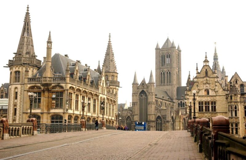 Ghent: Beer and Sightseeing Adventure - Sampling Geneva Gin in a Waterside Tavern