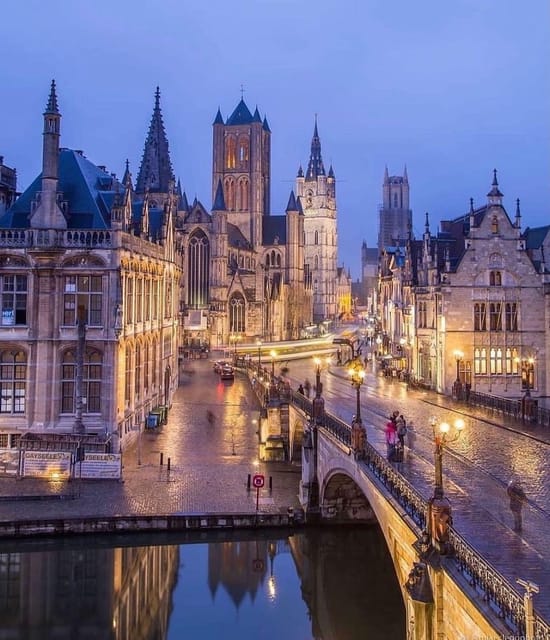 Ghent : Comedy AudioGuide Ghent - Explore Ghents Historic and Humorous Highlights with the Comedy AudioGuide