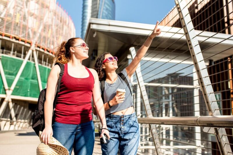 Ghent: Express Walk with a Local in 60 minutes - The Intimacy of Small Groups and Guided Stories