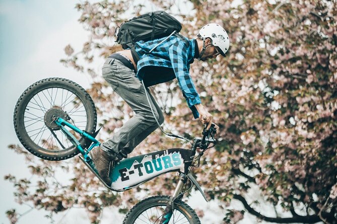 Ghent guided offroad tour by e-scooter - Strolling Along the Historic Handelsdokken and Waterfront