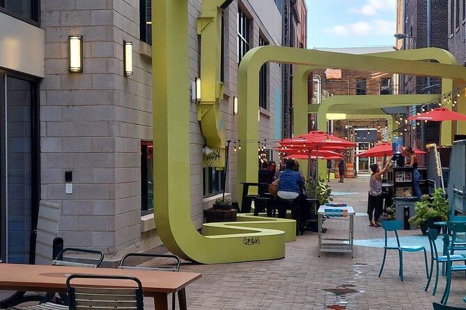 Ghost & Booze Tour of Chattanooga - 21+ Over - The Role of the Guide and Storytelling Style