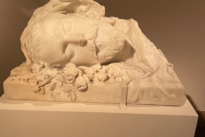 Ghost Stories: A Mysterious, Macabre Tour in the Metropolitan Museum - Post-Tour Freedom to Explore the Museum