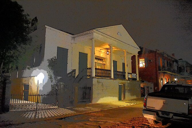 Ghost Stories and True Crime Walking Tour of the French Quarter - Exploring the French Quarters Haunted Streets