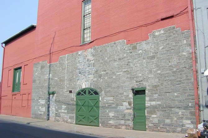 Ghost Tour of Lancaster - The Guide and Storytelling Style