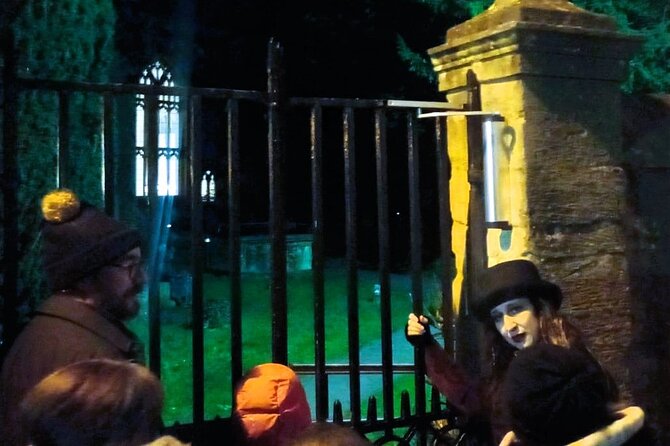 Ghost Tour of Oxford - The Bloody Past of Broad Street and Its Ghostly Legend