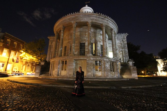 Ghost Tour of Philadelphia by Candlelight - The Historic Heart of Philadelphia at Night
