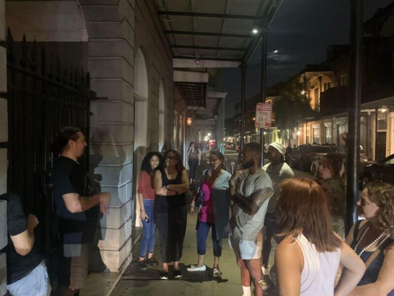 Ghost Tour with ghost hunting gear - Key Points