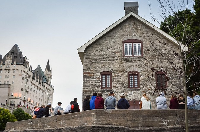 Ghosts of the Bytown Museum - Storytelling Style and Guide Expertise
