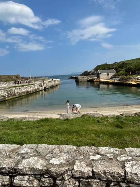 Giants Causeway 4 Hour Private Tour - Crossing the Carrick-a-Rede Rope Bridge
