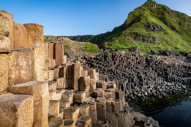 Giants Causeway and Belfast Private Day Tour - Key Points