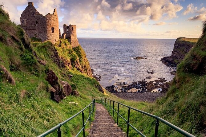 Giant's Causeway Experience Day from Belfast in Luxury Mercedes - Visiting Ballintoy Harbour and Game of Thrones Filming Sites