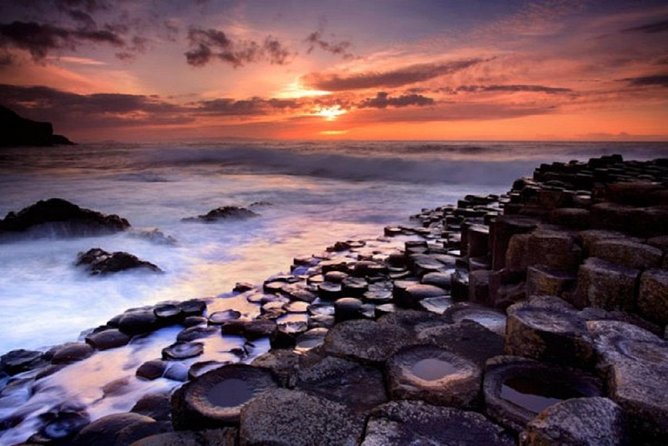 Giant's Causeway Full Day Tour from Belfast - Key Points