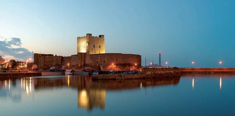 Giants causeway Irish castles & whiskey, Game of thrones - Visit Bushmills Distillery and Taste Ireland’s Finest Whiskey