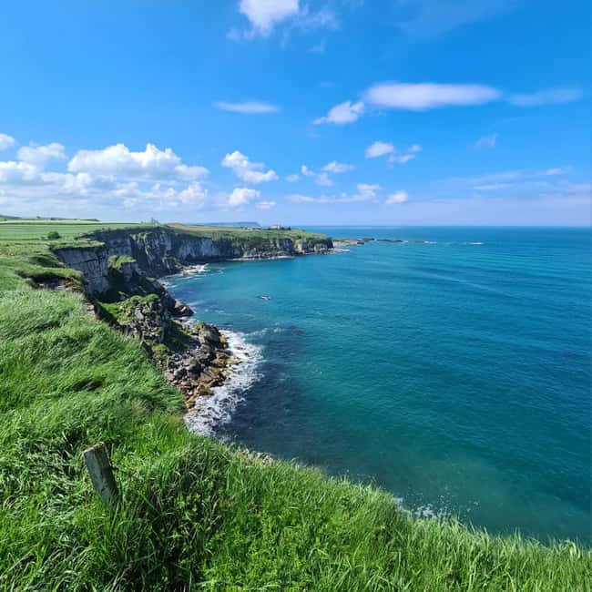 Giant's Causeway Private Day Tour from Donegal or Derry - Exploring the Coast at Mussenden Temple and Downhill Strand