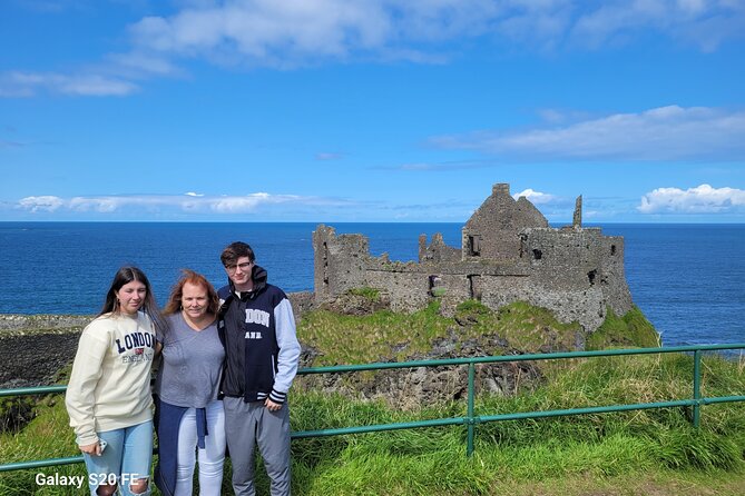 Giants causeway private tour 1 to 7 people - Walking the Carrick-a-Rede Rope Bridge