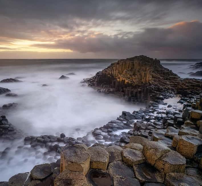 Giant's Causeway: Private Tour with Carrick-a-Rede bridge - Key Points