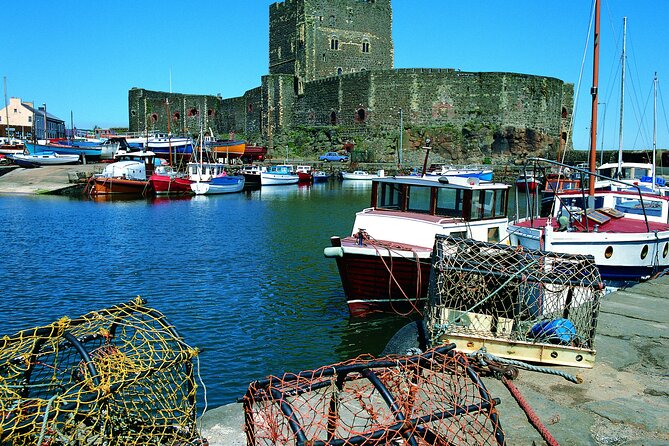 Giant's Causeway Tour including Game of Thrones Sites from Belfast - Exploring the Antrim Coastal Road and Carrickfergus Castle