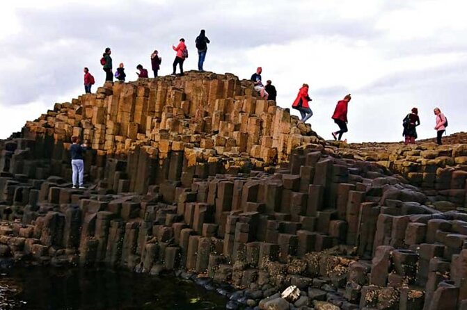 Giants Causeway with Private Chauffeur Day Tour from Dublin - Additional Stops and Scenic Highlights Along the Coast