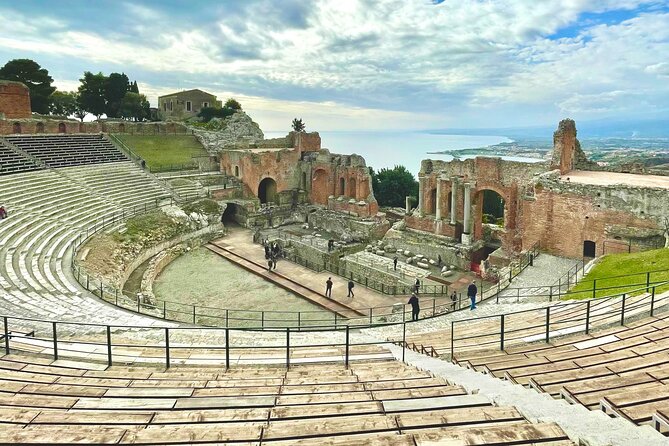 Giardini , Taormina & Castelmola - Discovering Taormina and Its Ancient Theatre