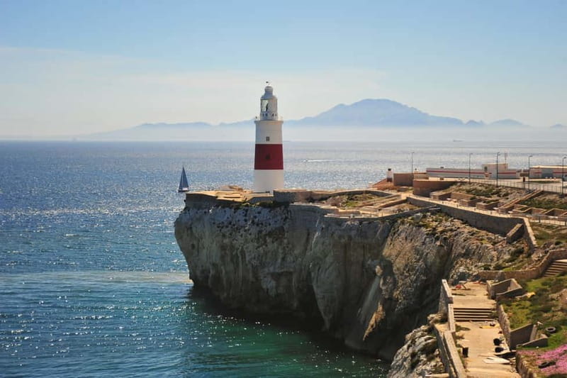 Gibraltar: Guided Tour, Skywalk, Moorish Castle, and More - Stunning Views from Europa Point