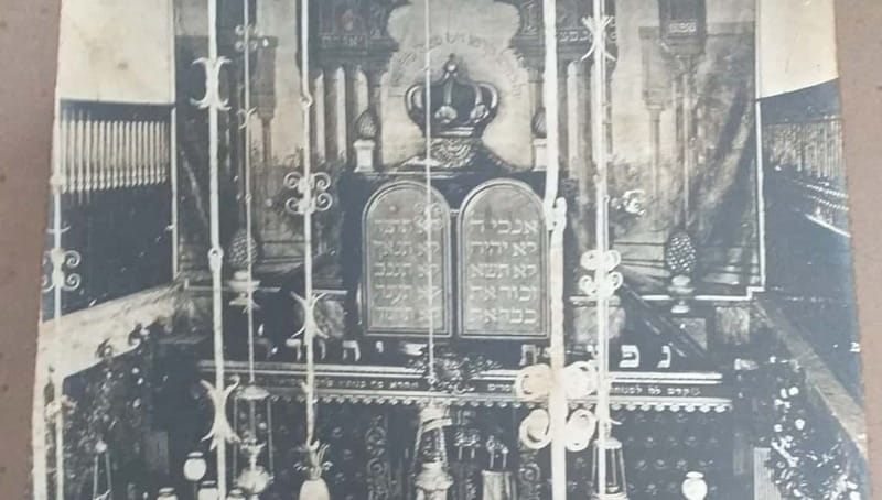 Gibraltar Jewish sites walking tour - Inside Gibraltar’s Historic Synagogues