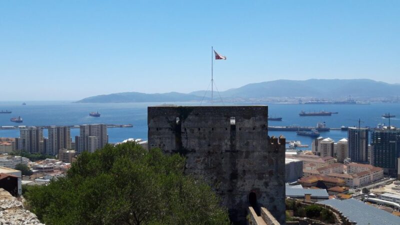 Gibraltar Sightseeing: Private Classic Tour with a Local - Key Points