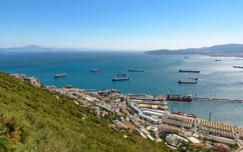 Gibraltar: Ultimate Full-Day Private Tour - Visiting the WW2 Tunnels and the City Under Siege