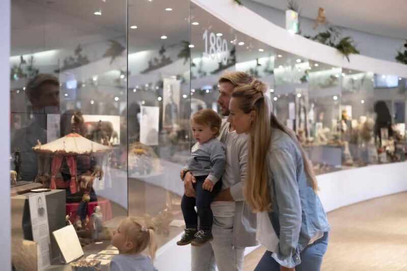 Giengen: Steiff Museum, learn about the fascinating world of Steiff - Watching Handcrafted Steiff Animals Being Made