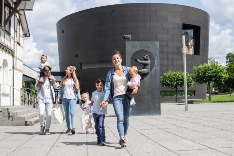 Giengen: Steiff Museum, learn about the fascinating world of Steiff - Shopping at the Steiff Museum Shop and Factory Outlet