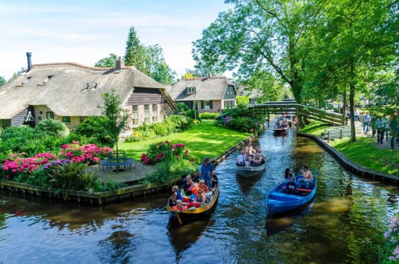 Giethoorn : 1 Hour Canal Cruise Village & National Park - Practical Details and Meeting Arrangements