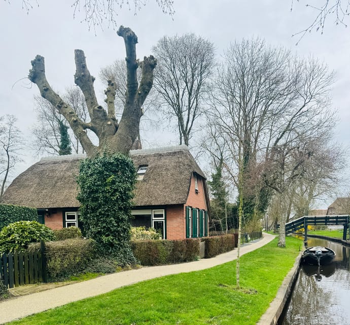 "Giethoorn: Exclusive Private Tour of the Dutch Venice" - Key Points