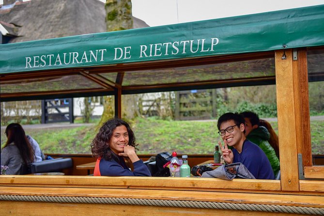 Giethoorn Guided Day Trip with Boat Ride from Amsterdam - Guides and Narration: Knowledgeable and Friendly