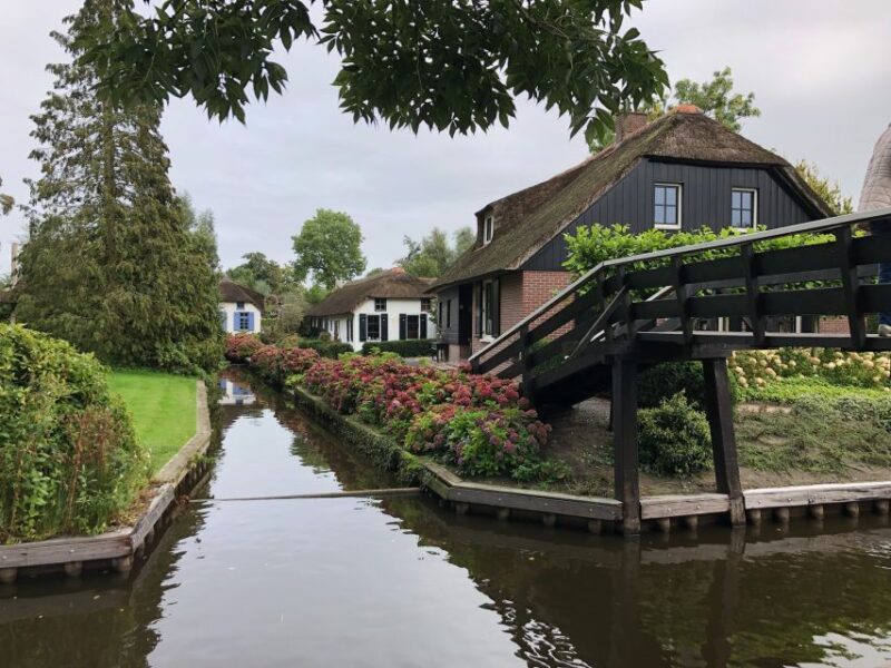 Giethoorn, Private Boat Tour & Zaanse Schans Windmills - Scenic Drive through the Beemster and Windmill Visit