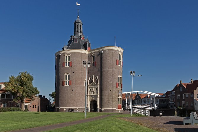 Giethoorn Private Tour from Amsterdam in Jaguar S Type - Key Points