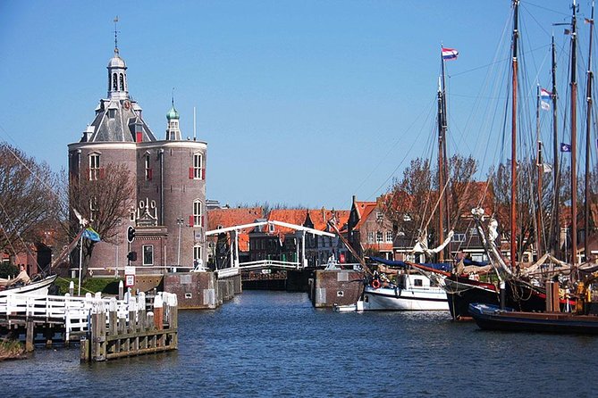 Giethoorn Private Tour from Amsterdam in Jaguar S Type - What’s Included and What to Expect