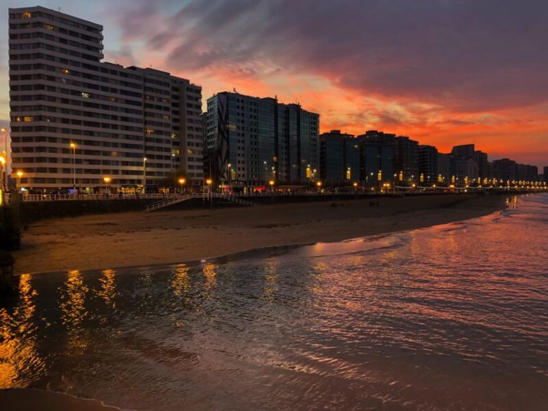 Gijón : Walking Tour of the Historic Center - Gijóns Maritime Charm Starts at the Marina