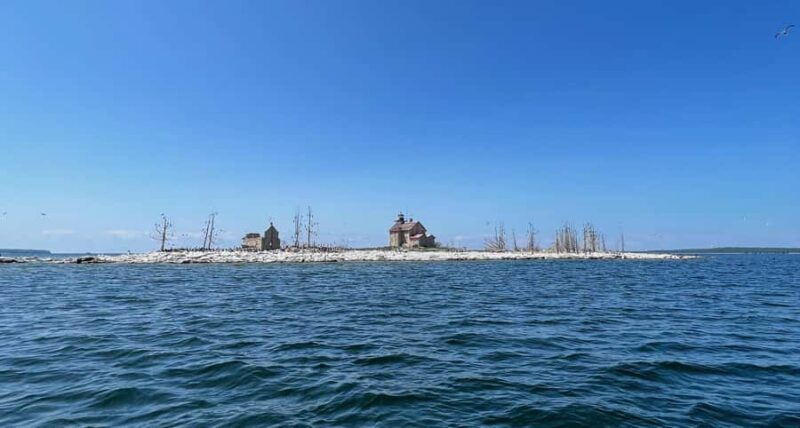 Gills Rock: Plum Island & Pilot Island Lighthouse Cruise - The Experience on a Double-Decker Tour Boat