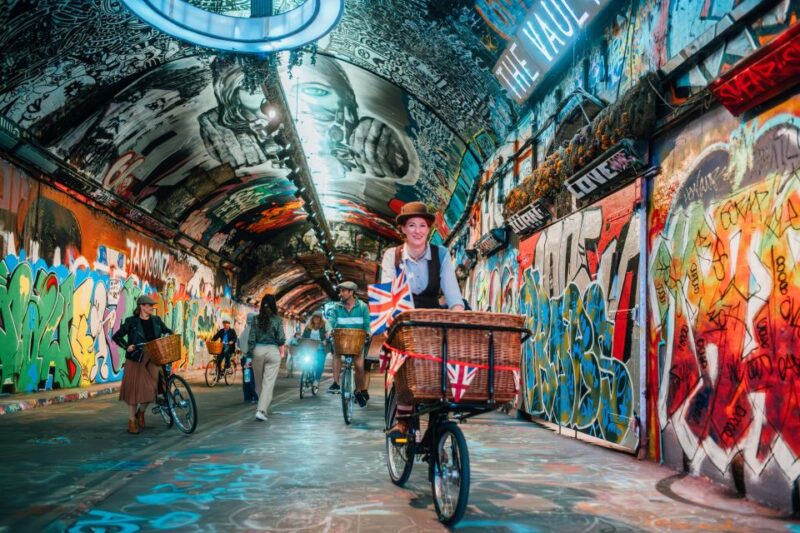 Gin Safari: Boozy London History on Two Wheels - Start Point at Hercules Road and What to Expect