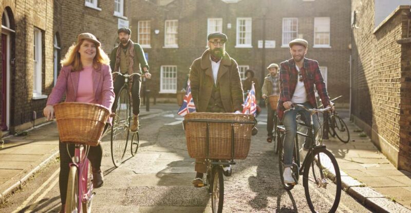 Gin Safari: Boozy London History on Two Wheels - Practical Details: Group Size, Accessibility, and Weather