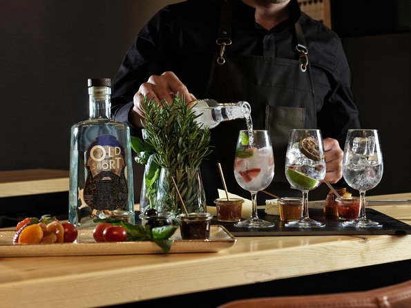 Gin tasting experience in Athens - An Authentic Gin Tasting Experience in Athens for Enthusiasts and Curious Travelers