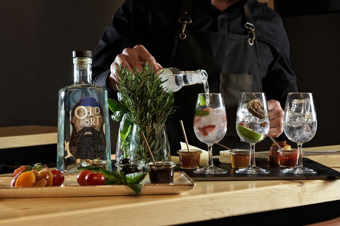 Gin tasting experience in Athens - Timing and Pacing of the Experience