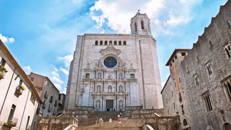 Girona and Figueres Full-Day Tour with Hotel Pick Up - The Guides Who Make the Difference