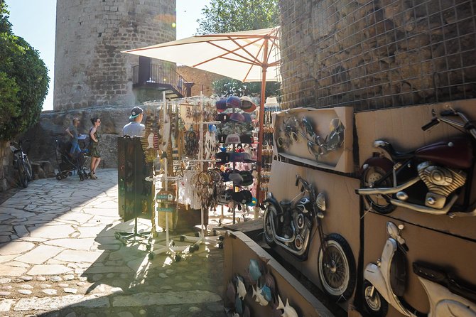 Girona & Costa Brava Small Group Tour From Barcelona with Pickup - What Makes This Tour Stand Out