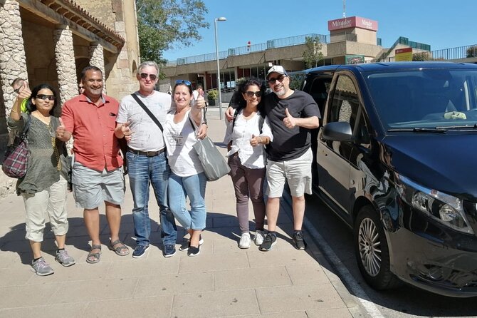 Girona & Dali Museum Small Group Tour with Pick-up from Barcelona - Lunch Break and Free Time in Girona