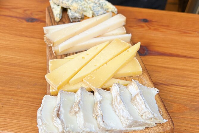 Girona Evening Food Tour and Tapas Bar Experience - Exploring Rambla De La Llibertat and Carrer de la Cort Reial