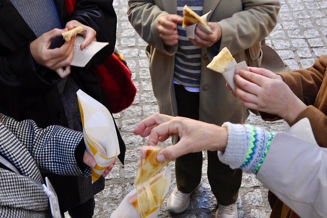 Girona Evening Food Tour and Tapas Bar Experience - Authentic Tapas at Carrer de les Olles