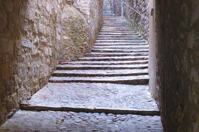 Girona Jewish Heritage small group from Girona - The Architectural and Archaeological Highlights
